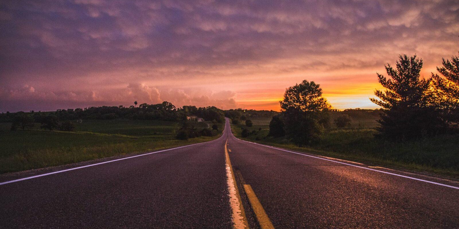 pexels-josh-hild-2801312